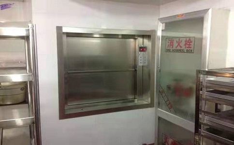 传菜电梯